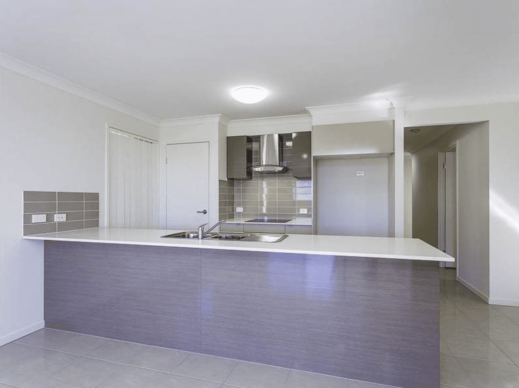 104 Surround Street, DAKABIN, QLD 4503
