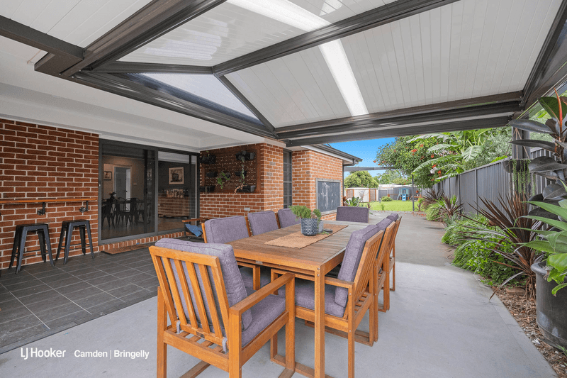 43 Remembrance Driveway, YANDERRA, NSW 2574