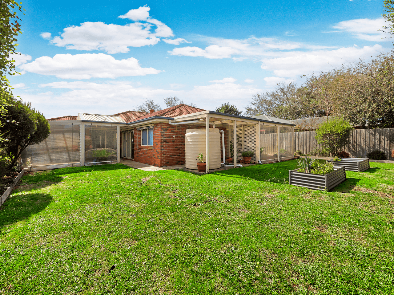 11 Jagger Circuit, CRANBOURNE EAST, VIC 3977