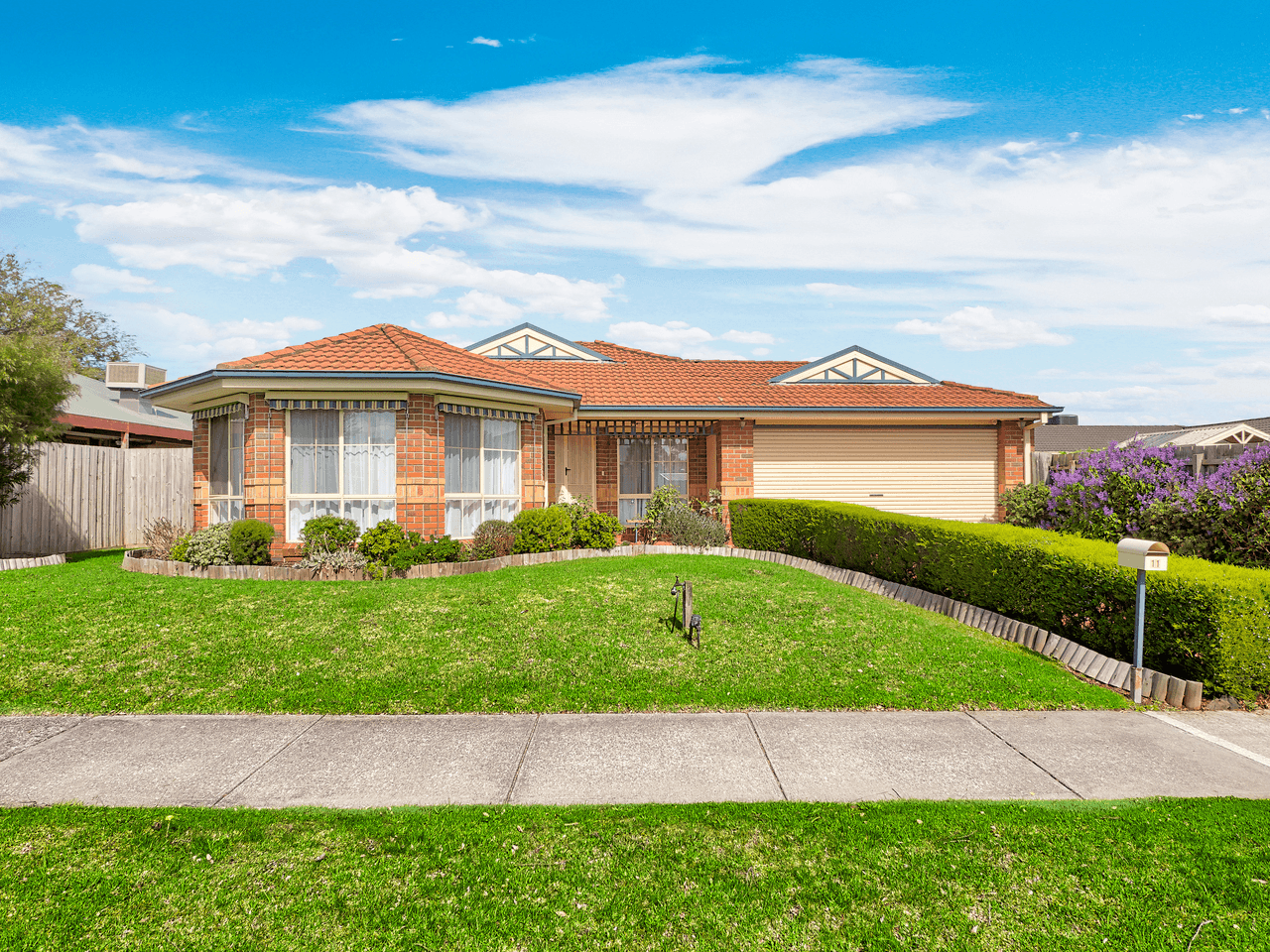 11 Jagger Circuit, CRANBOURNE EAST, VIC 3977