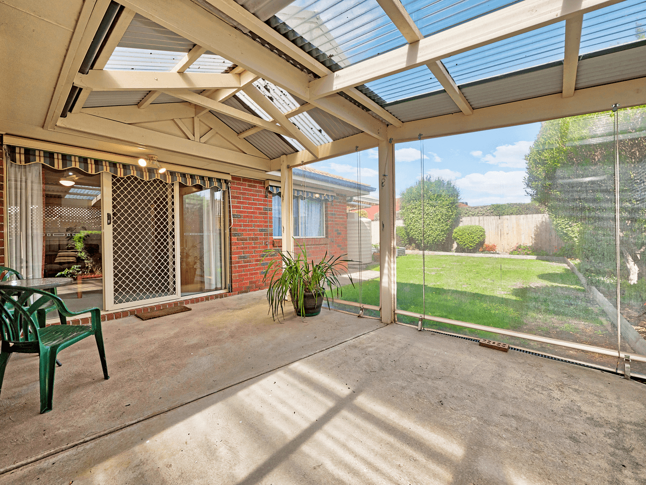 11 Jagger Circuit, CRANBOURNE EAST, VIC 3977