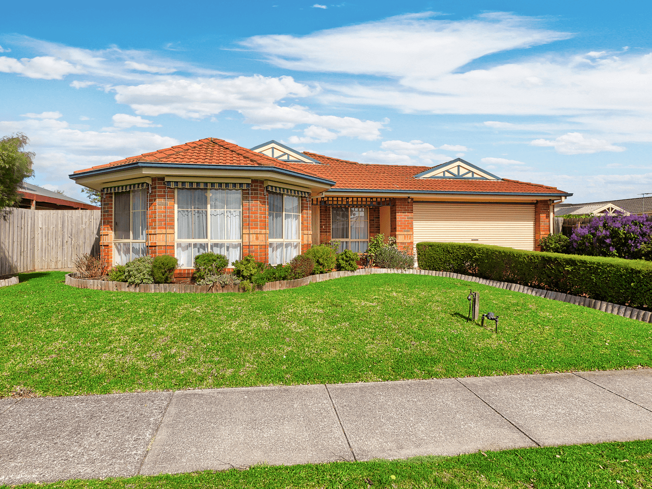 11 Jagger Circuit, CRANBOURNE EAST, VIC 3977