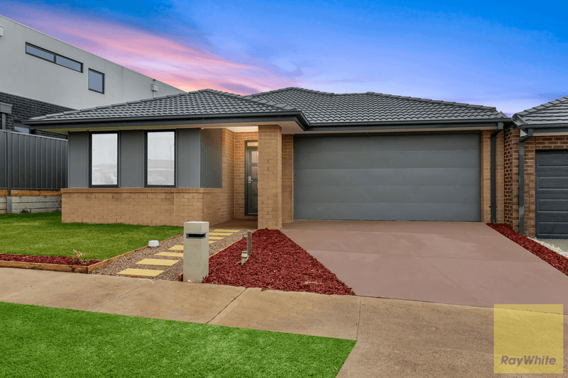 28 Dolomites Drive, TRUGANINA, VIC 3029