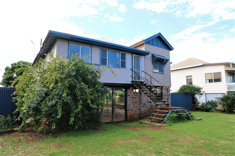 15 Churchill Street, Childers, QLD 4660