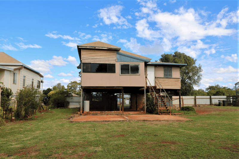 15 Churchill Street, Childers, QLD 4660