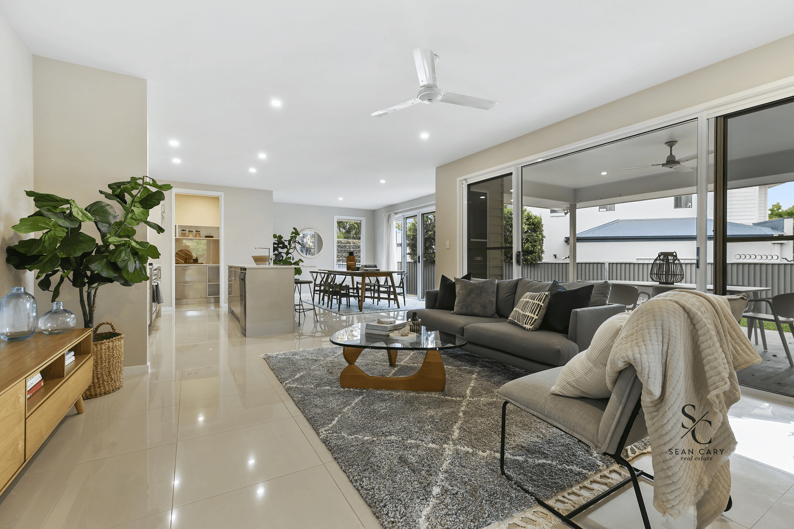 6 Hollyhock Cres, Noosa Heads, QLD 4567