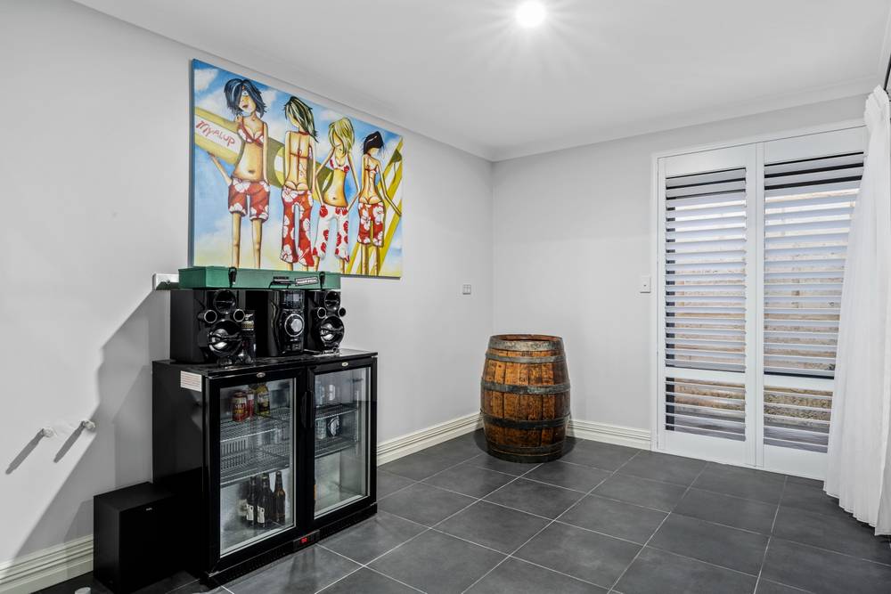 27 Bollard Circle, Wannanup, WA 6210