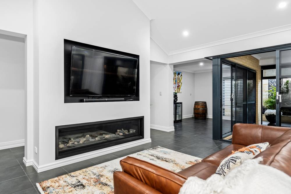 27 Bollard Circle, Wannanup, WA 6210