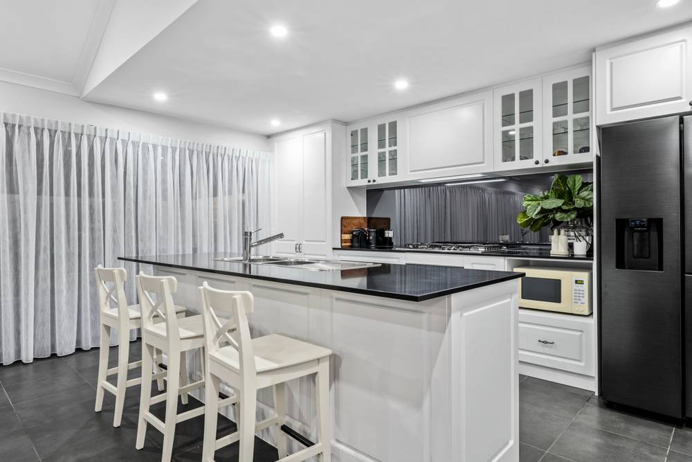 27 Bollard Circle, Wannanup, WA 6210