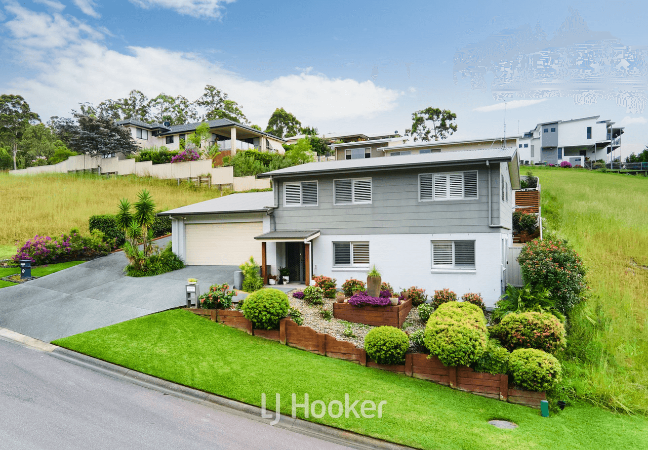 1/4 Illusions Court, TALLWOODS VILLAGE, NSW 2430