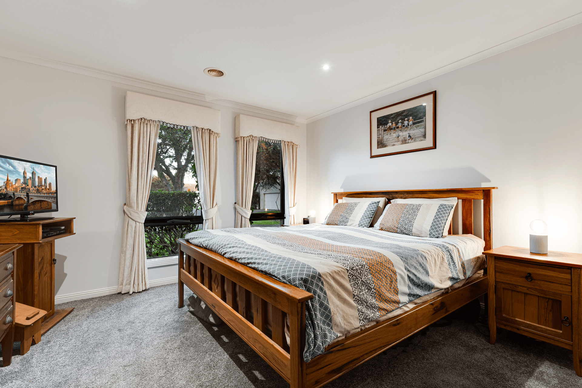 61 Sovereign Manors Crescent, Rowville, VIC 3178