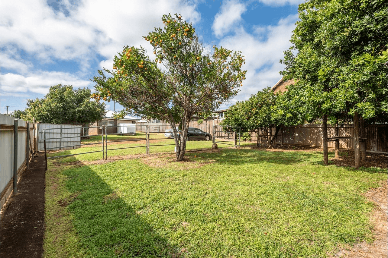 2 Randall Street, CHILDERS, QLD 4660