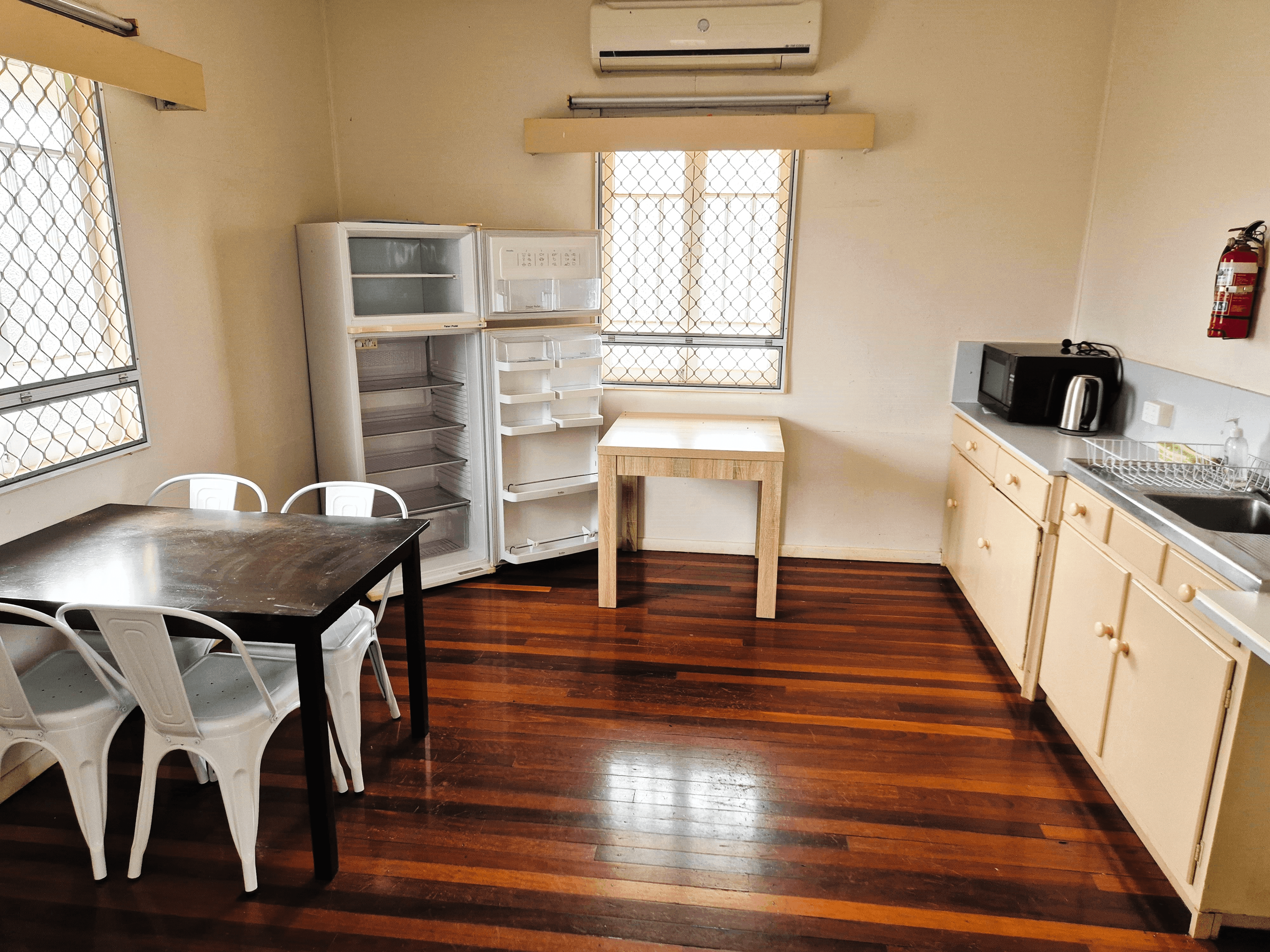 2 Randall Street, CHILDERS, QLD 4660