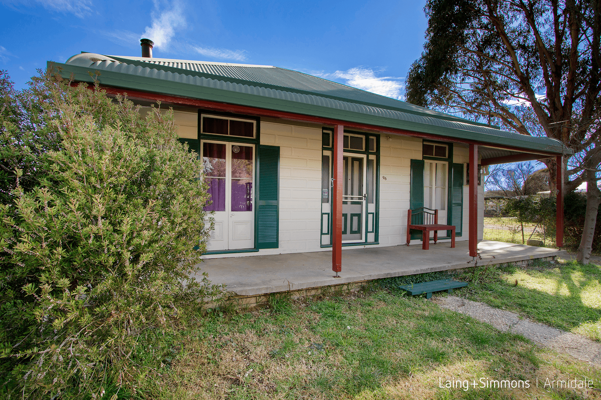 96 Golgotha Street, Armidale, NSW 2350