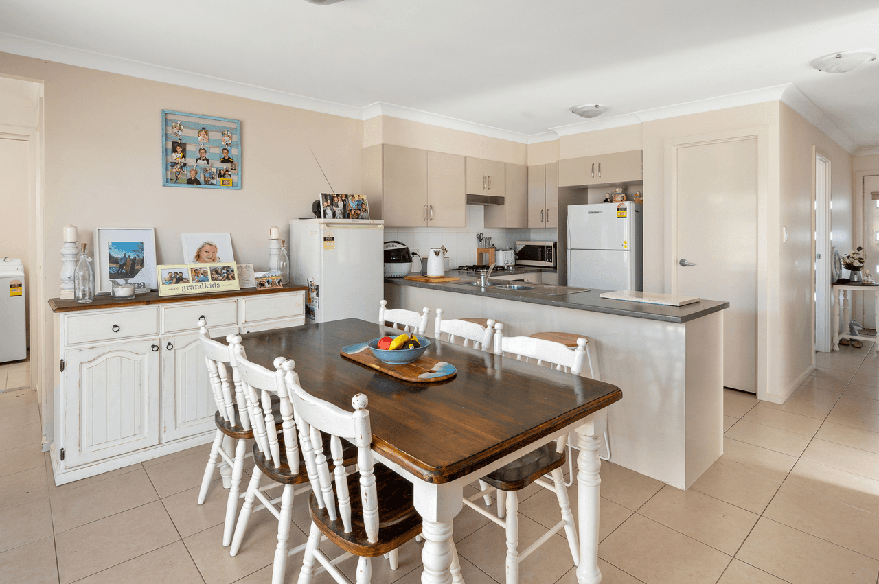 2/14A Greta Street, ABERDARE, NSW 2325