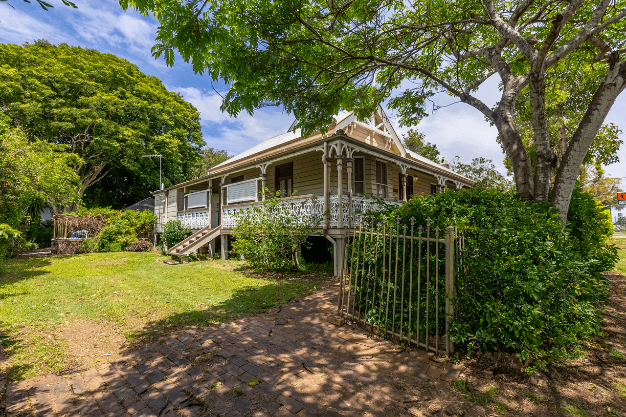 42 Thorn Street, IPSWICH, QLD 4305