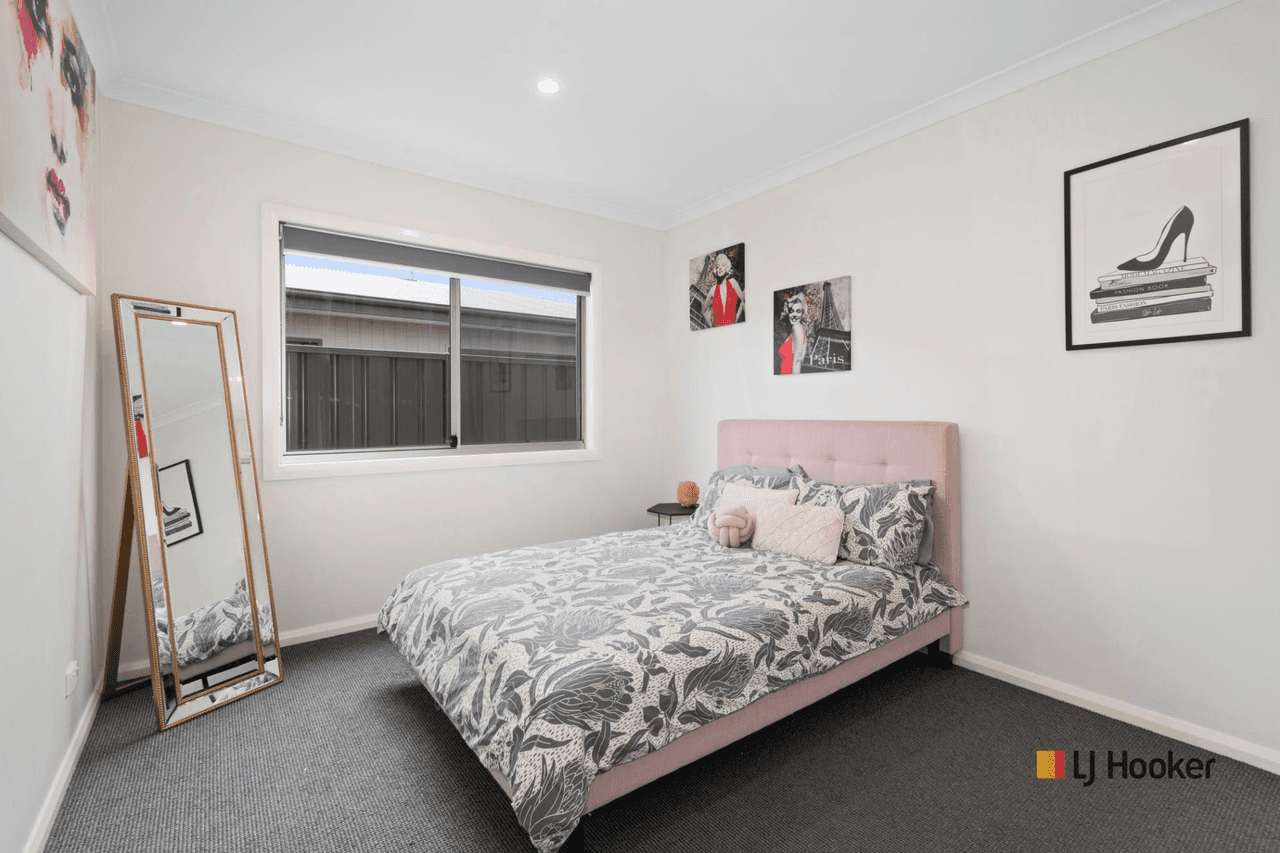 3 Gillan Grove, BROULEE, NSW 2537