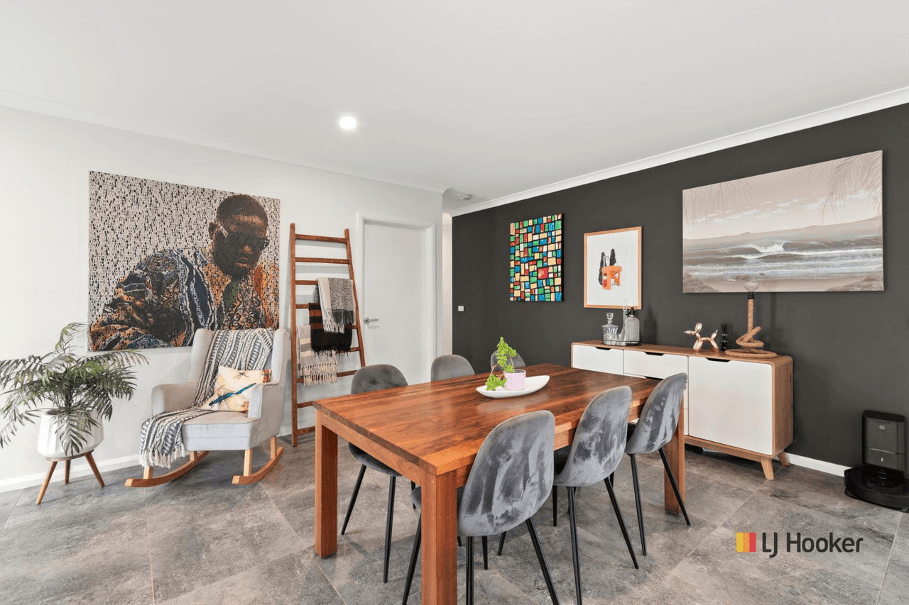 3 Gillan Grove, BROULEE, NSW 2537