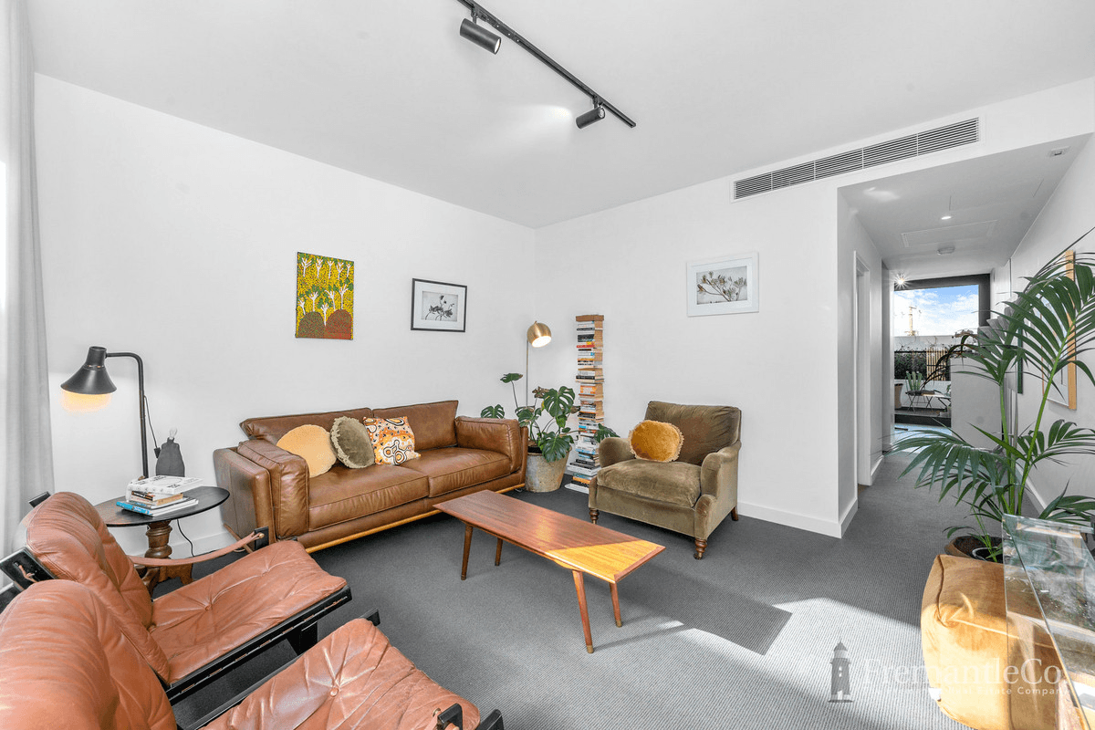 12/1A Charles Street, SOUTH FREMANTLE, WA 6162