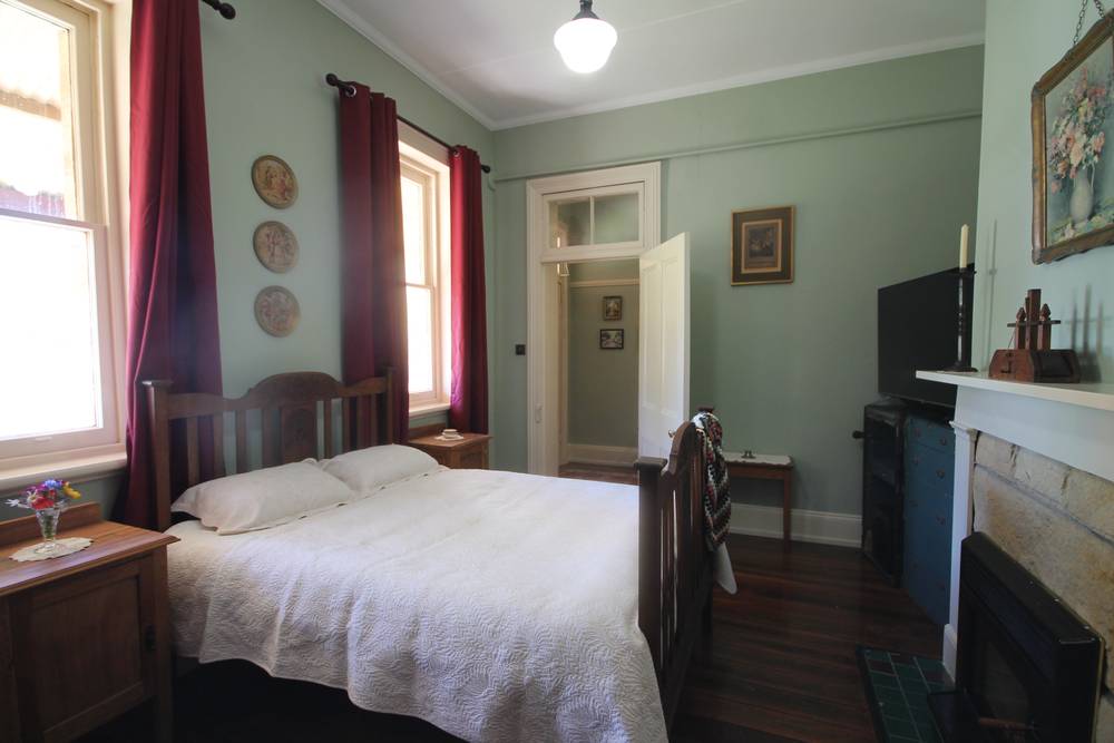 80-82 Bettington Street, MERRIWA, NSW 2329