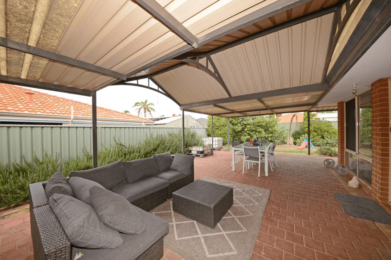 21 Namoi Turn, Merriwa, WA 6030