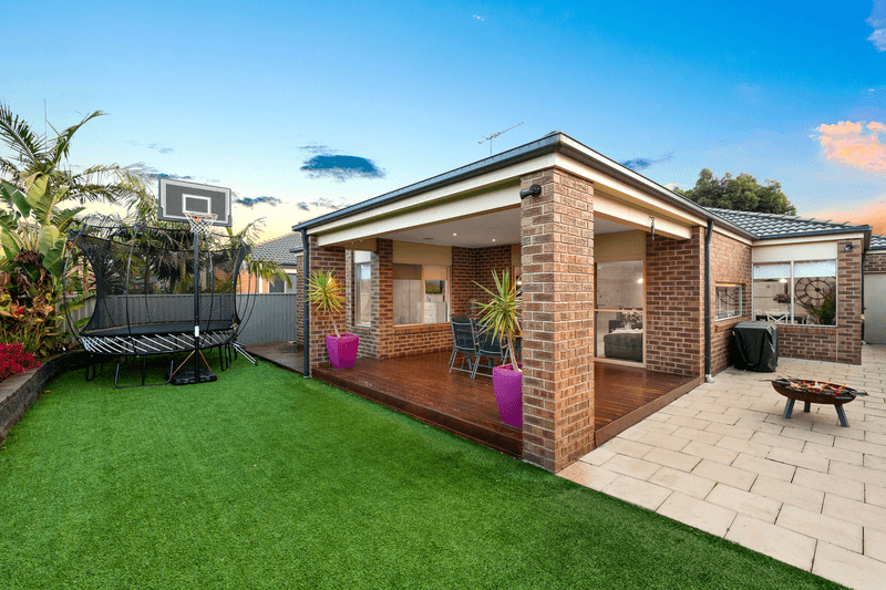 29 Avalon Crescent, Cranbourne East, VIC 3977