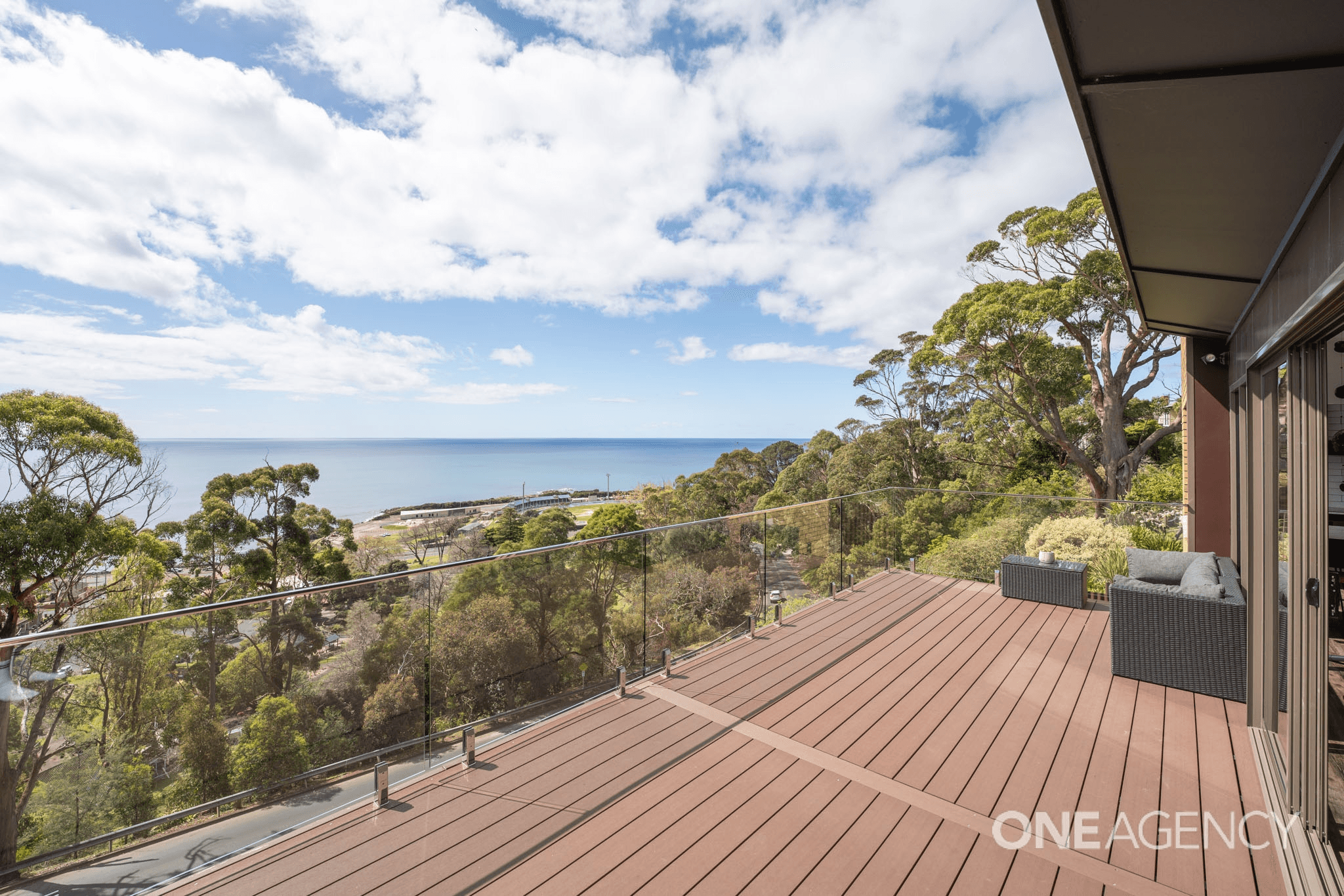 32 Seaview Avenue, Parklands, TAS 7320