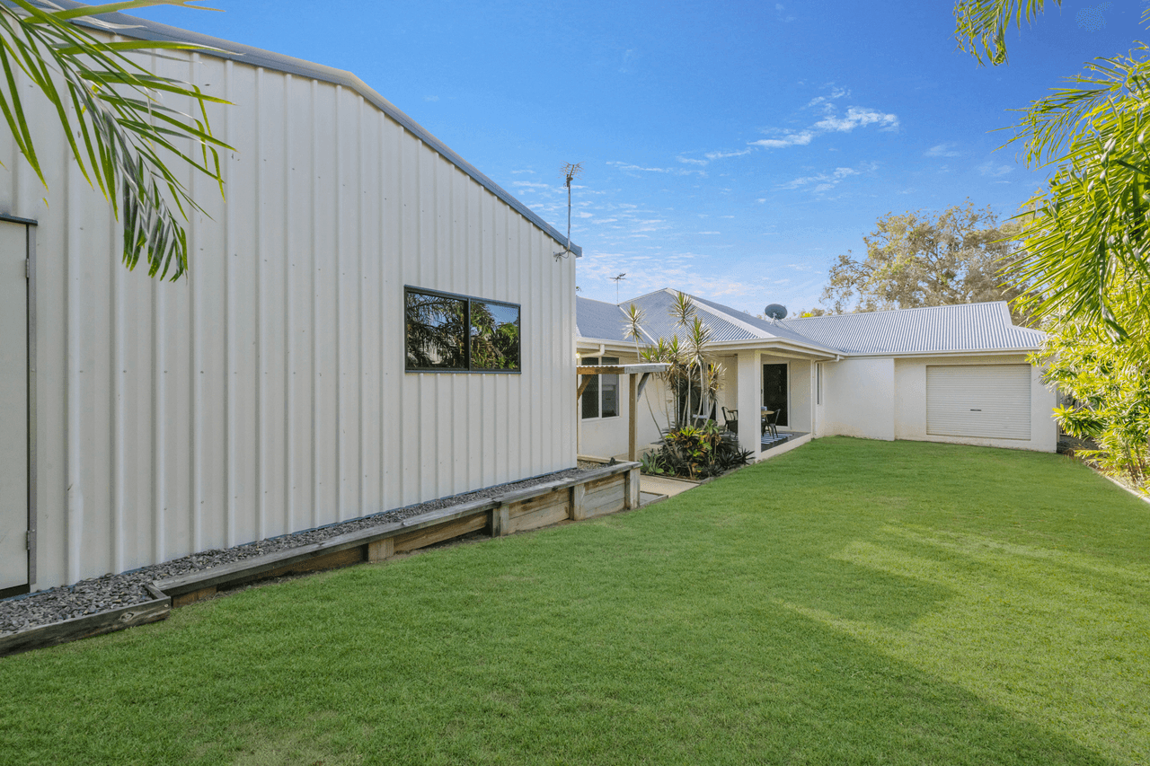 21 Seabrook Circuit, BUSHLAND BEACH, QLD 4818