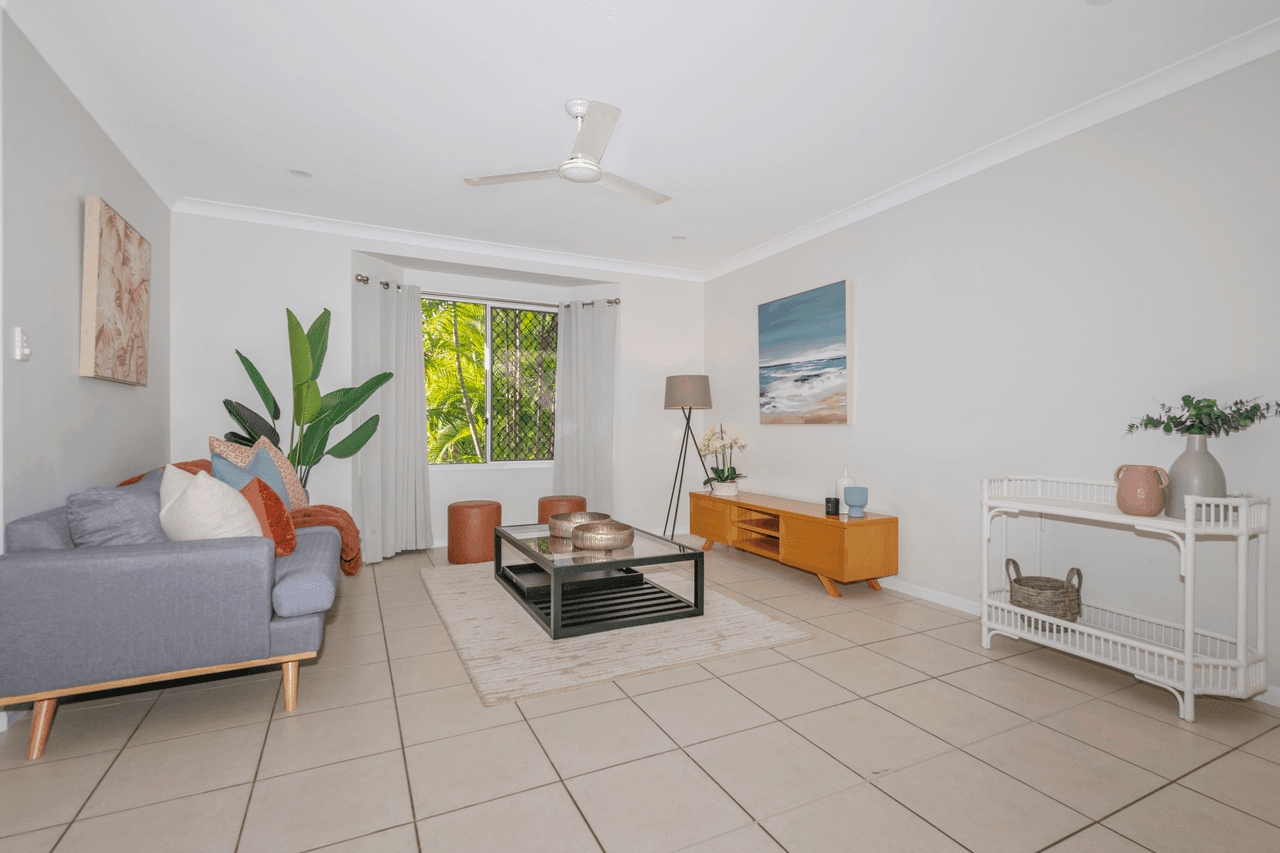 21 Seabrook Circuit, BUSHLAND BEACH, QLD 4818