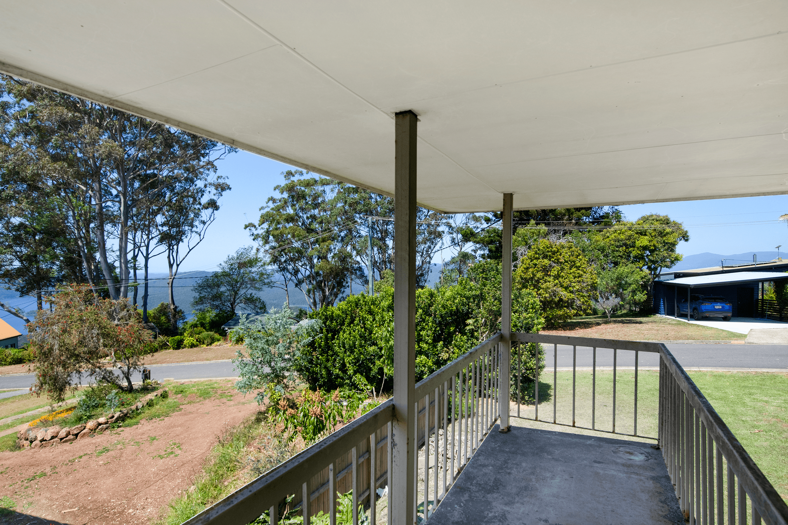 27 Loop Road, LOWER BEECHMONT, QLD 4211