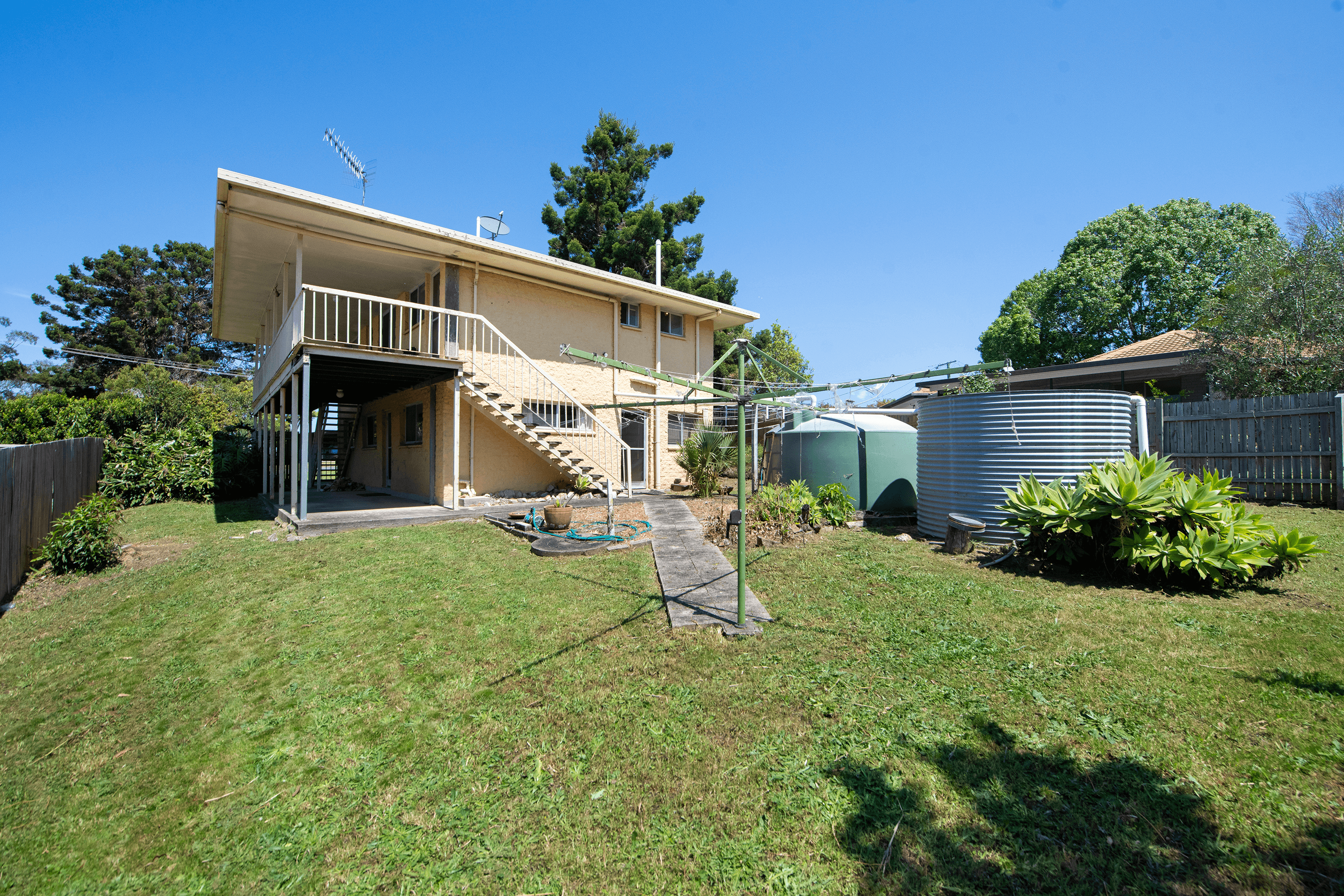 27 Loop Road, LOWER BEECHMONT, QLD 4211