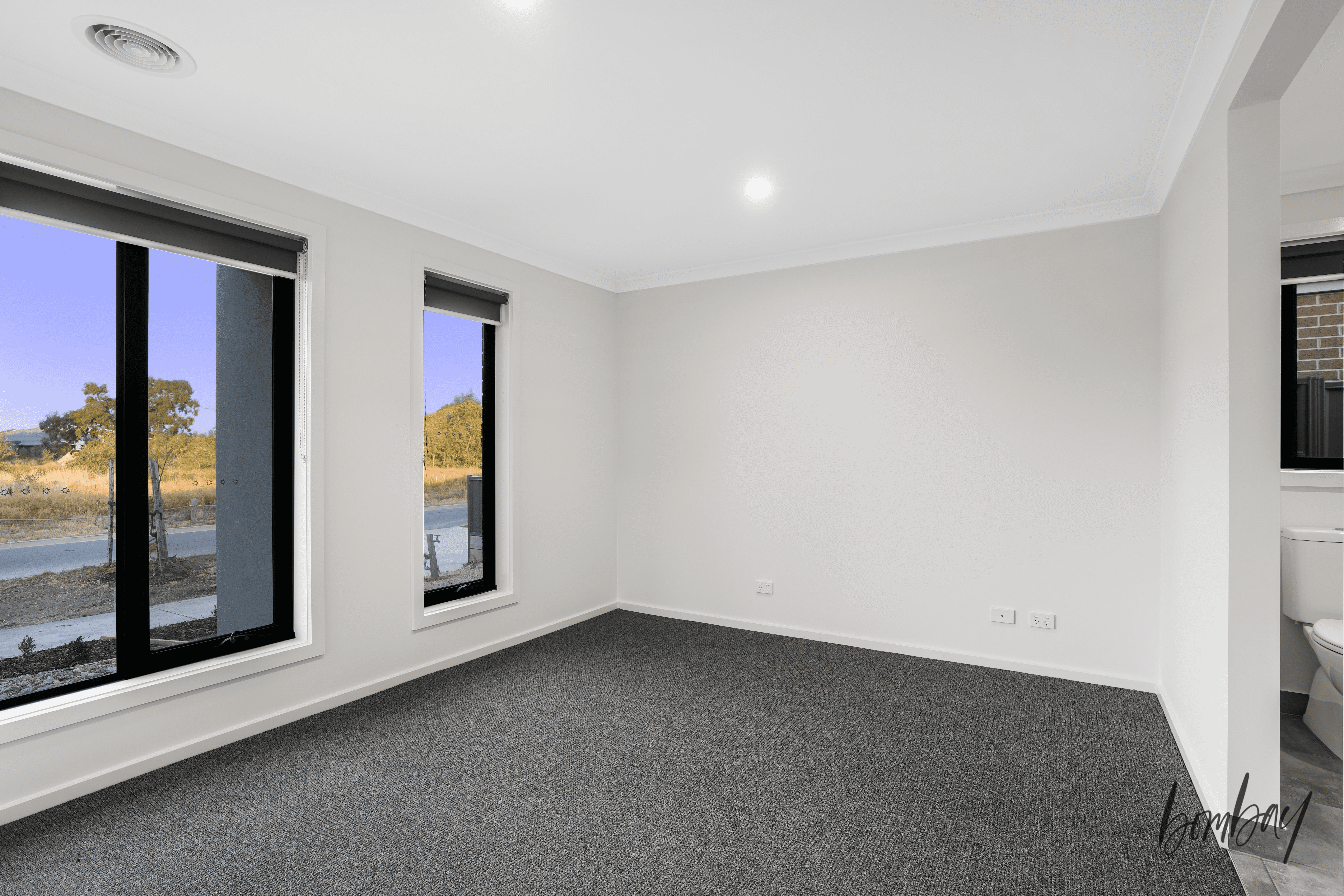 13 Leyburn Parade, WOLLERT, VIC 3750
