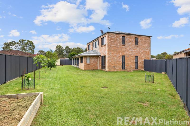 11 Marilyn Place, MORAYFIELD, QLD 4506