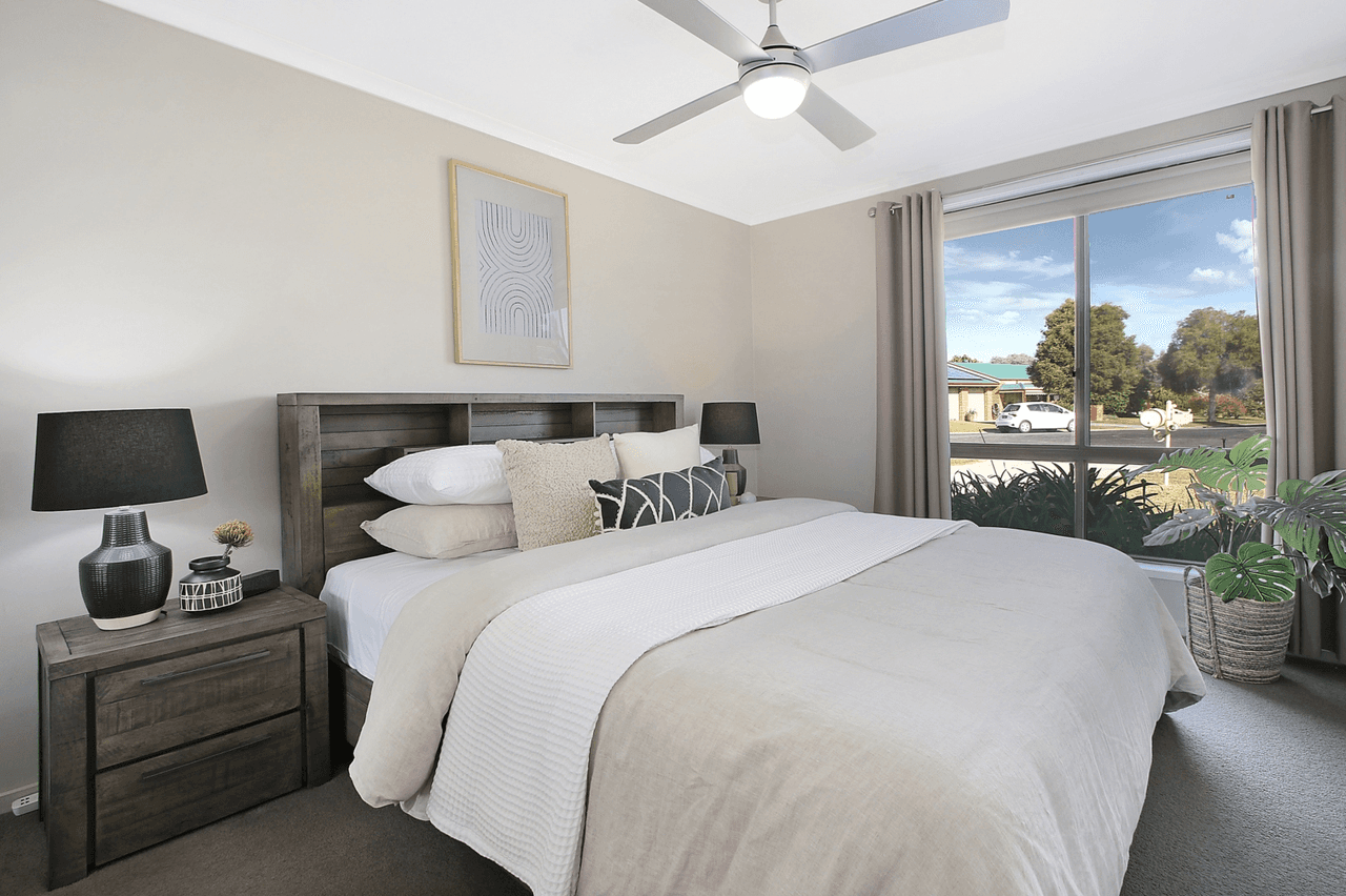 12 Decora Place, THURGOONA, NSW 2640