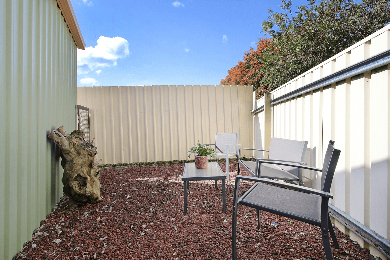 12 Decora Place, THURGOONA, NSW 2640