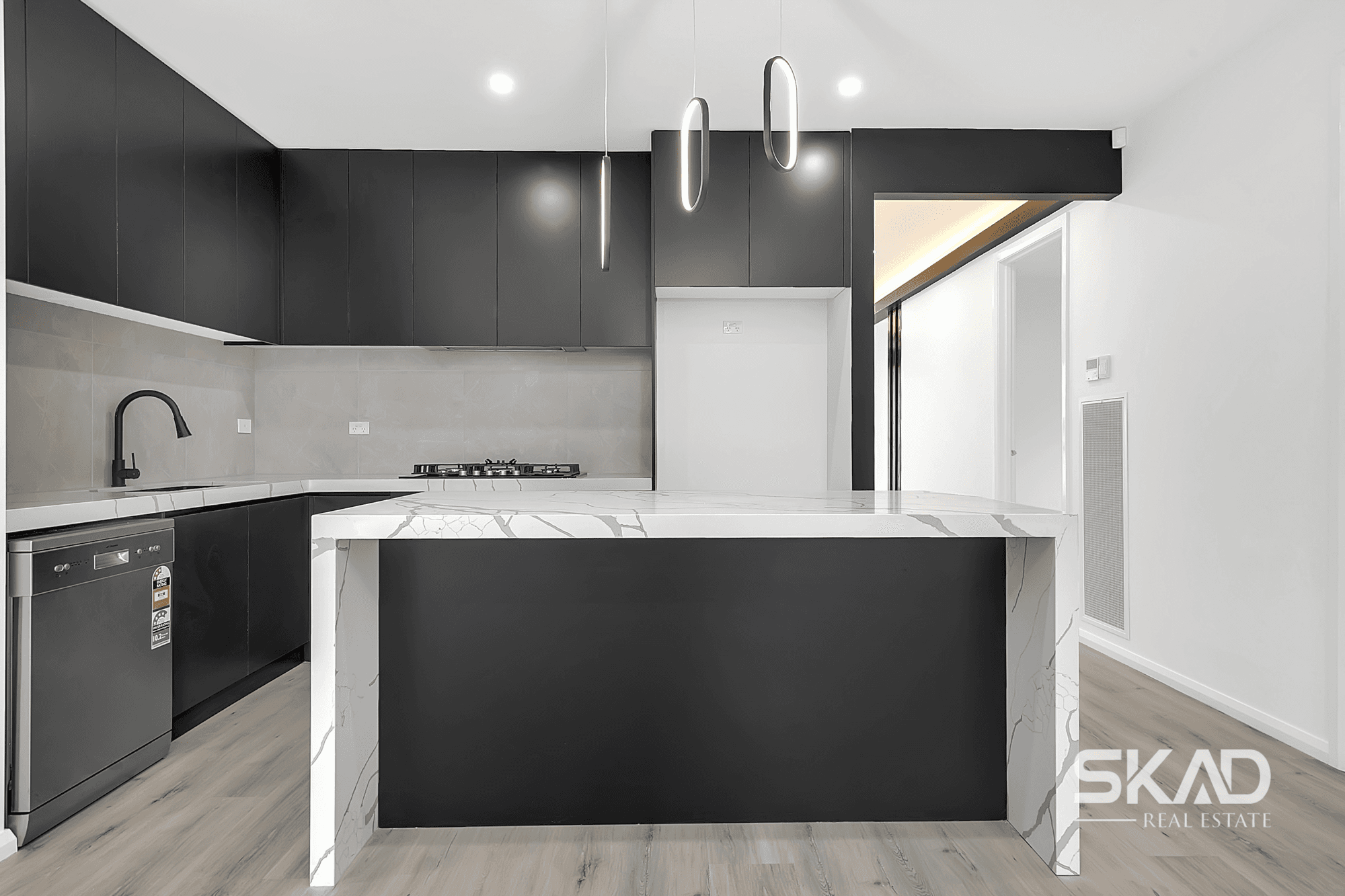 6 Isaacs Street, DEANSIDE, VIC 3336