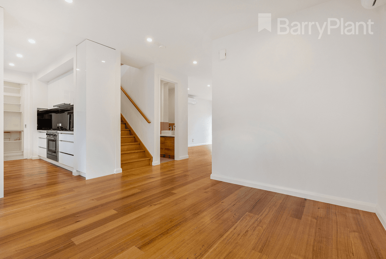 1/2 Spratling Street, Reservoir, VIC 3073