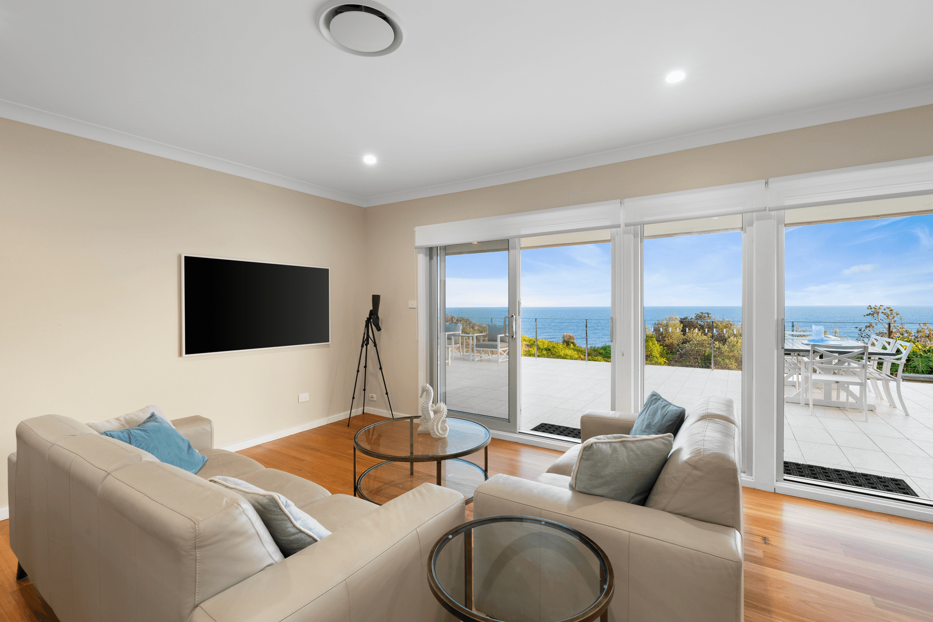 5 North Scenic Road, Forresters Beach, NSW 2260