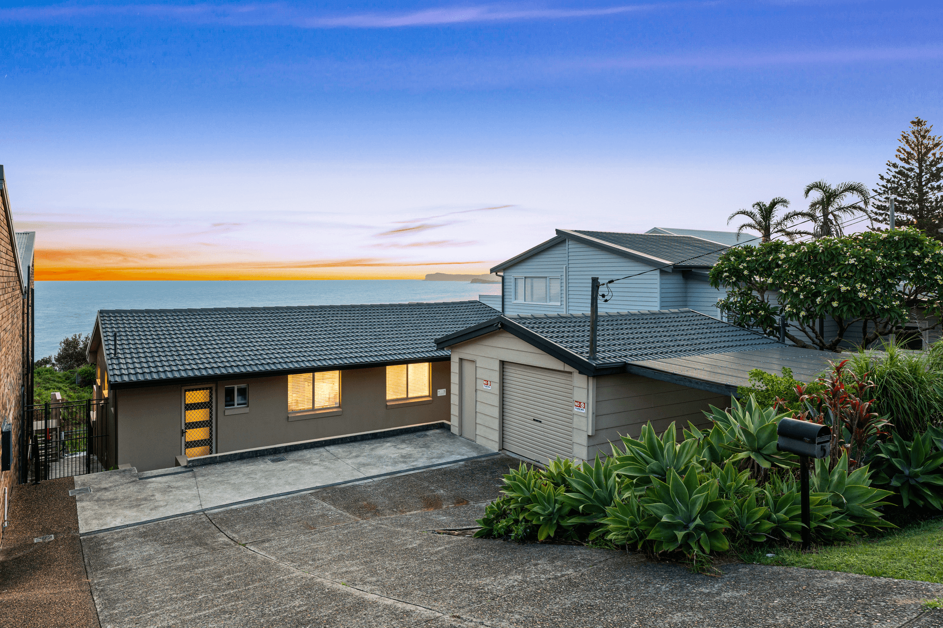 5 North Scenic Road, Forresters Beach, NSW 2260