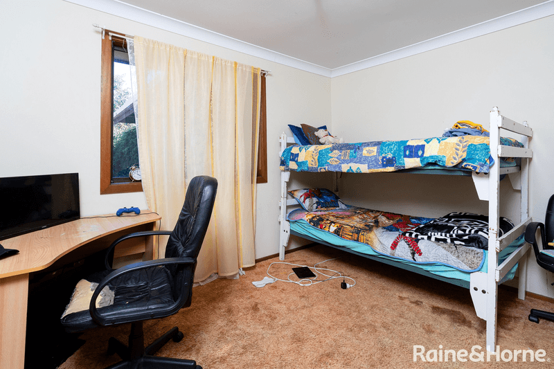 11 Patamba Street, KOORINGAL, NSW 2650