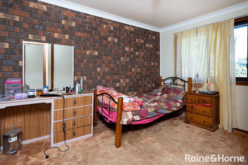 11 Patamba Street, KOORINGAL, NSW 2650