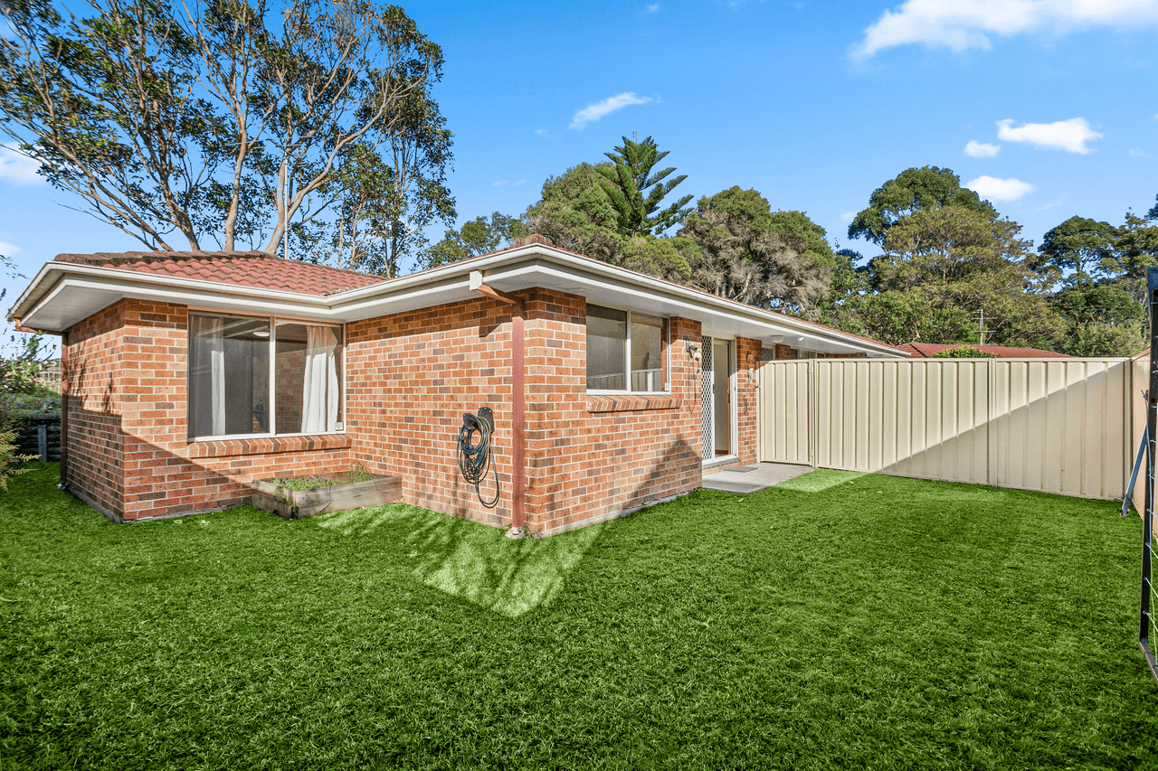 2/15 Newbold Close, THIRROUL, NSW 2515