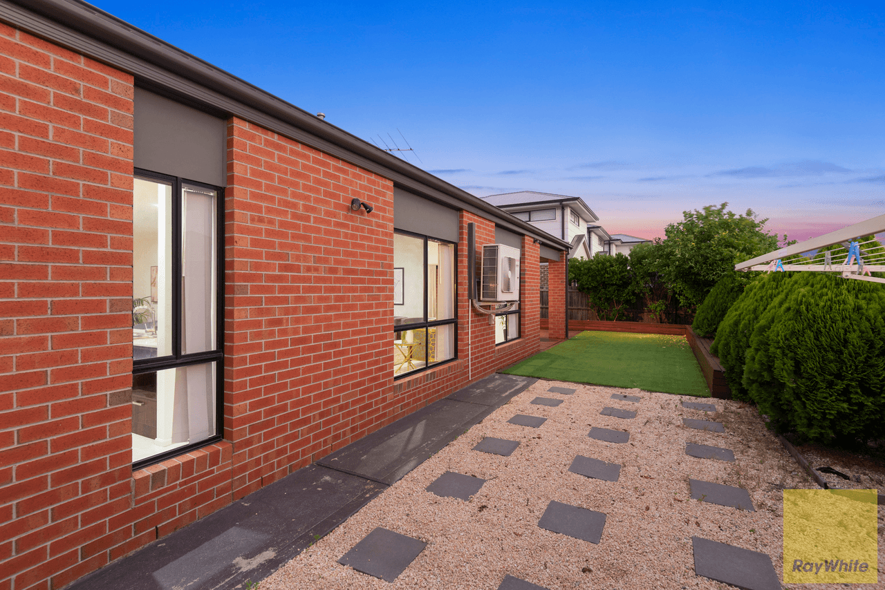 4 Mayfield Avenue, TRUGANINA, VIC 3029