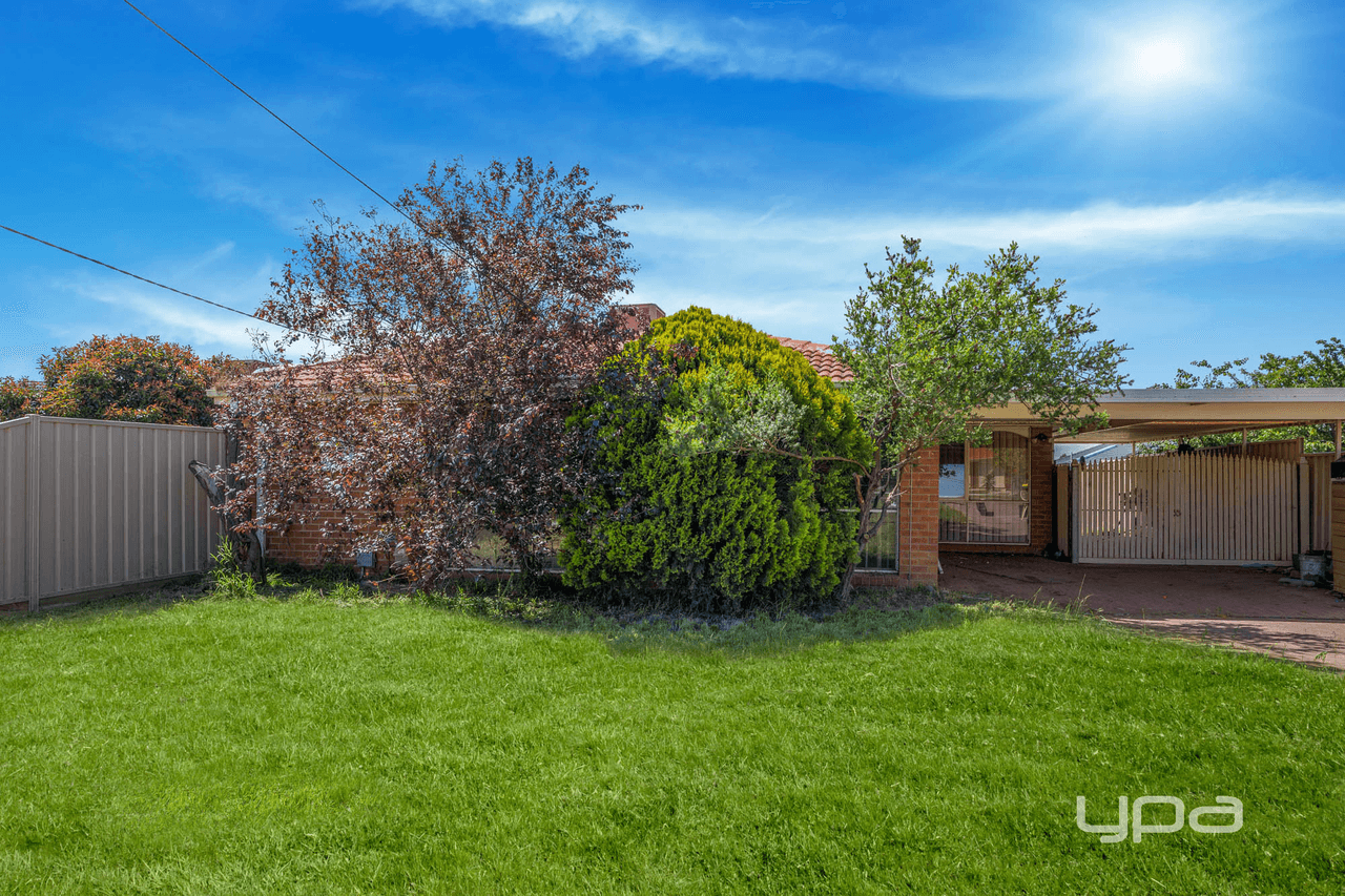 65 Fairfax Circuit, ALBANVALE, VIC 3021