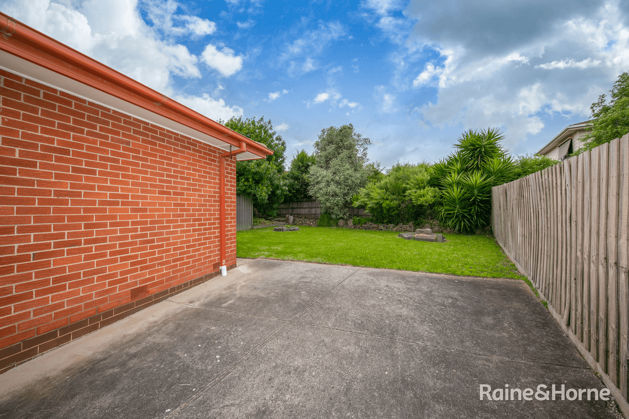 8 Oxley Street, SUNBURY, VIC 3429