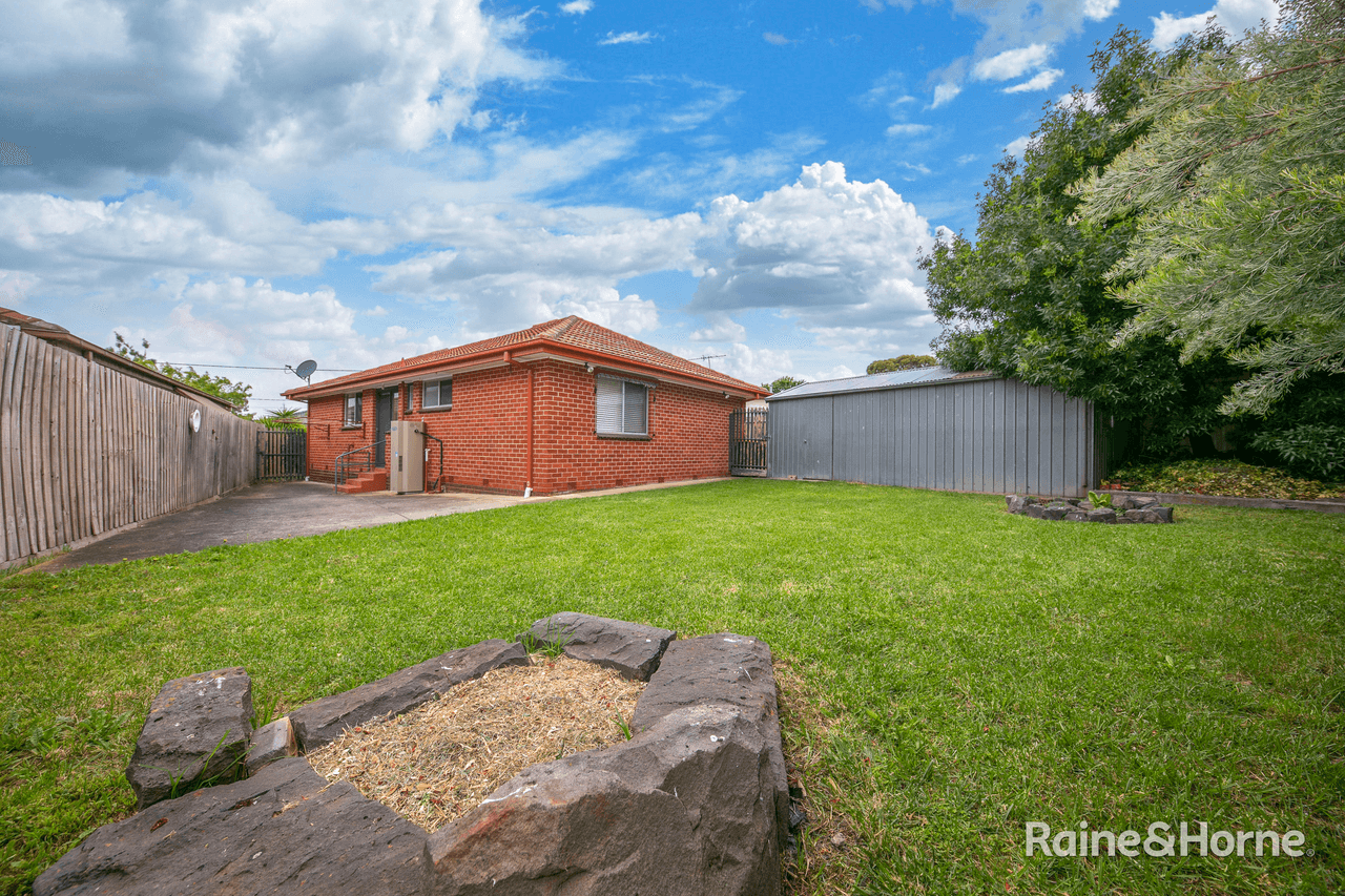 8 Oxley Street, SUNBURY, VIC 3429