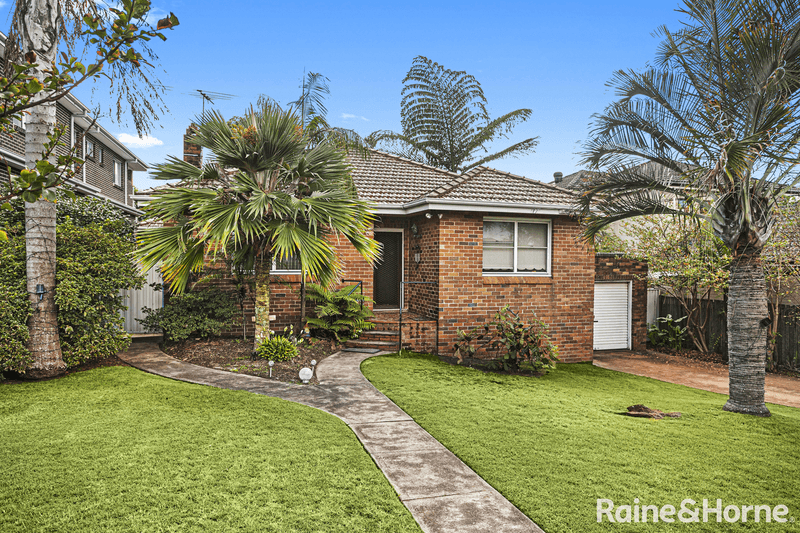 4 Poulton Avenue, BEVERLEY PARK, NSW 2217