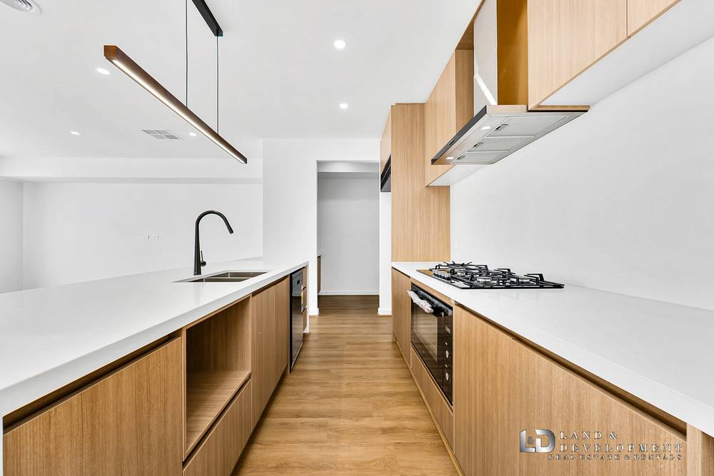 14 Bracegridel Drive, MICKLEHAM, VIC 3064