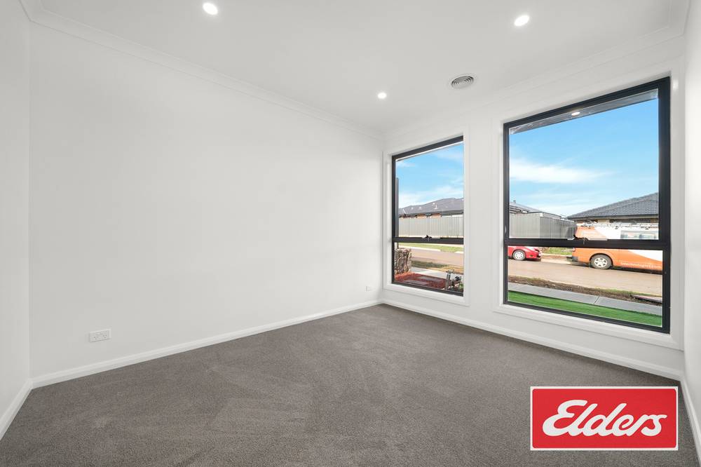 19 Ionica Loop, Truganina, VIC 3029