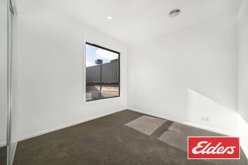 19 Ionica Loop, Truganina, VIC 3029